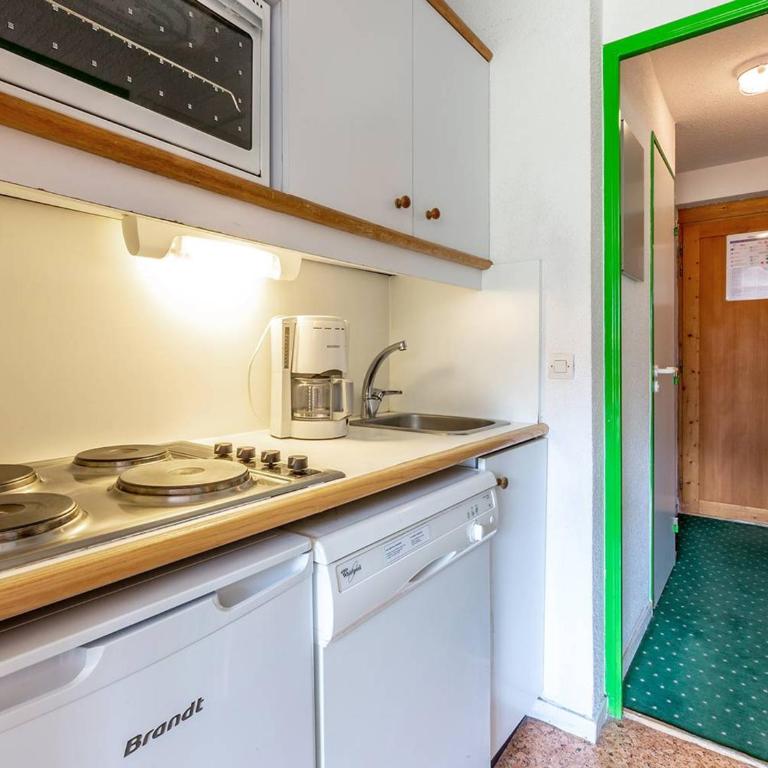 Appartement confortable, pieds des pistes, balcon, casier à skis - FR-1-355-58 - Apartment (4 Erwachsene) - 6