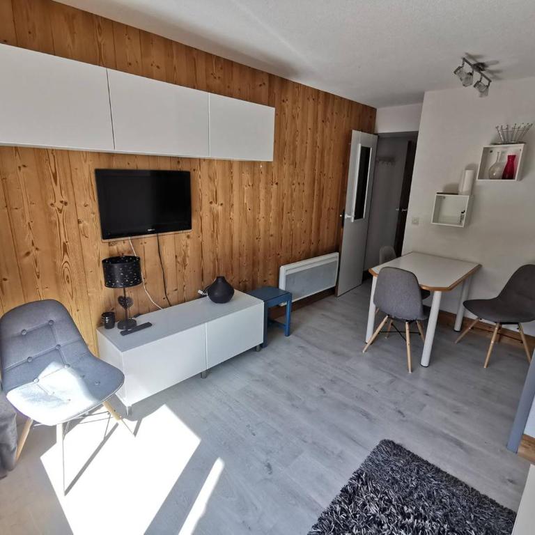 Charmant appart 23m² à Méribel Mottaret avec balcon, pied des pistes, idéal famille - FR-1-355-194 - Studio - 7