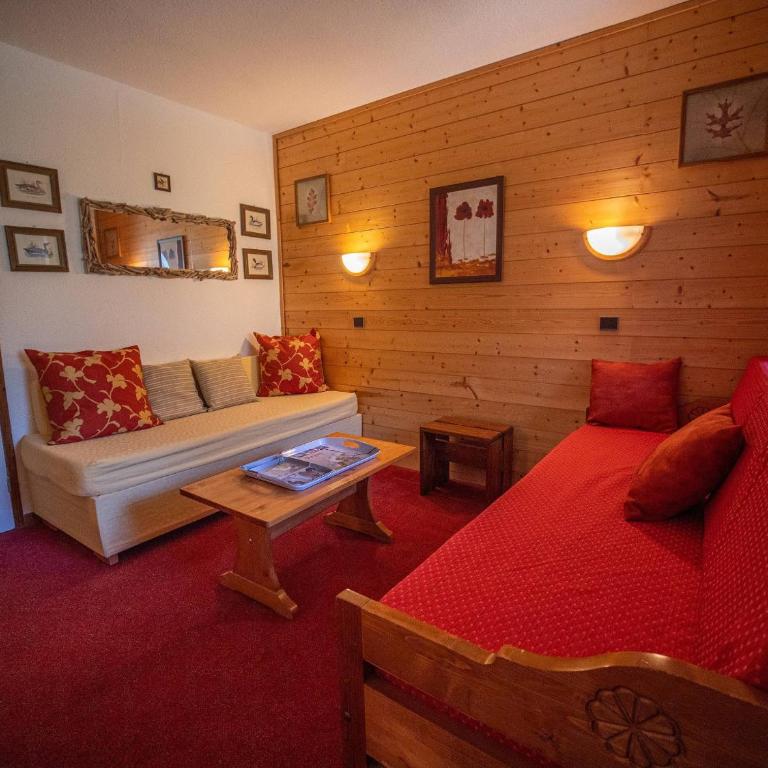 Appartement cosy, 100m des pistes, balcon, casier à skis, quartier calme, proche commerces - Studio - 3
