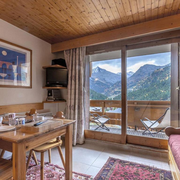Charmant appartement avec balcon, WIFI et ascenseur à Méribel - Studio - 2