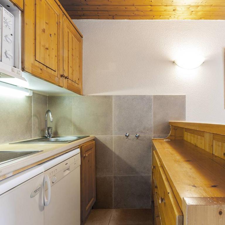 Charmant appartement avec balcon, WIFI et ascenseur à Méribel - Studio - 5