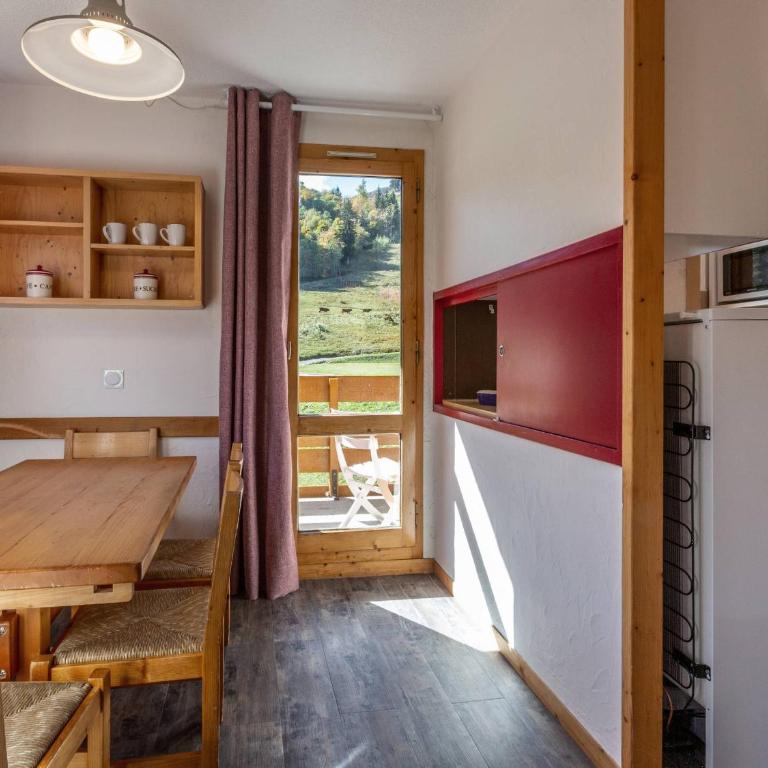 2P au pied des pistes, 2 balcons, lumineux, proche école de ski et commerces, animaux permis - FR-1-356-301 - Apartamento (4 adultos) - 16