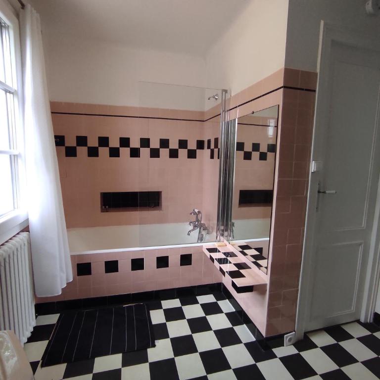 Les Charmes de Sarlat - Chambres d'Hotes - Chambre Double avec Terrasse - 7