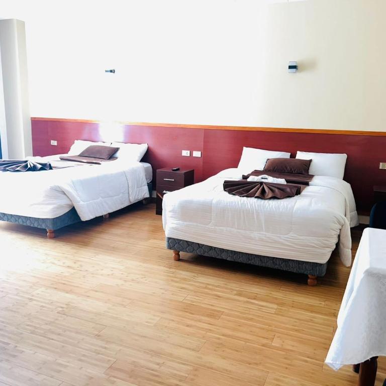 Hostal Alvasar - Habitación Doble con balcón - 2 camas - 5