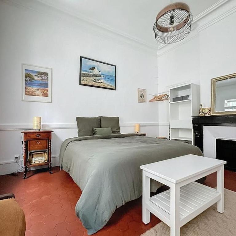 NOUVEAU - Appartement 100m2 avec Terrasse à 1 min de la Place de la Comédie - Apartment mit 3 Schlafzimmern - 15