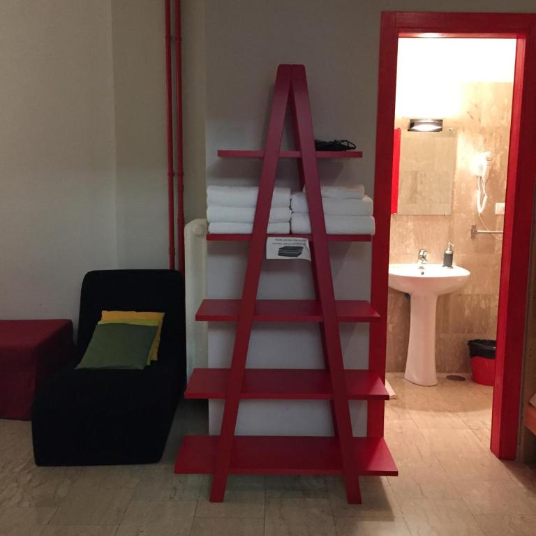 Roma Art Rooms - Camera Familiare - 6