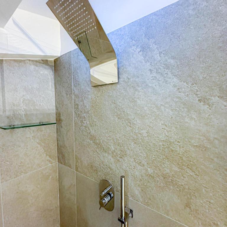 Profumi di Primavera Luxury Rooms & Suite - Camera Quadrupla - 15