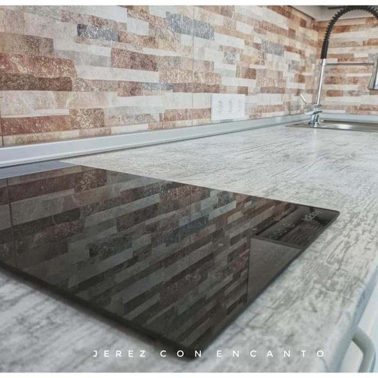 Precioso Ático en tercera planta sin ascensor - Apartamento de 3 dormitorios - 18