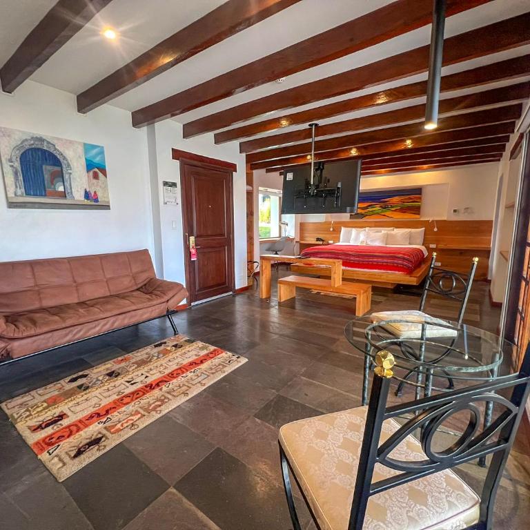 San Jose de Puembo Quito Airport, an Ascend Collection Hotel - King Suite - Non-Smoking - 4