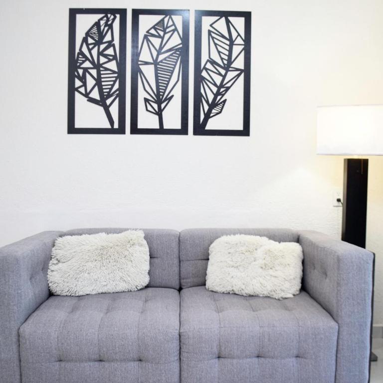 Walk to Beach Prime Location Villas Marlin #32 - One-Bedroom Apartment - 37