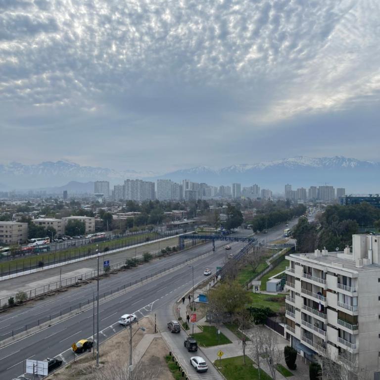 Departamento en Santiago cercano a aeropuerto y metro - Apartamento de 3 dormitorios con vistas - 35