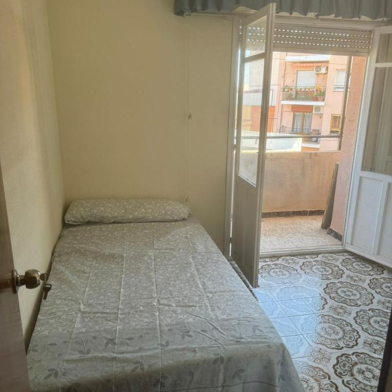 casa royal alicante - Twin Room with Balcony - 3