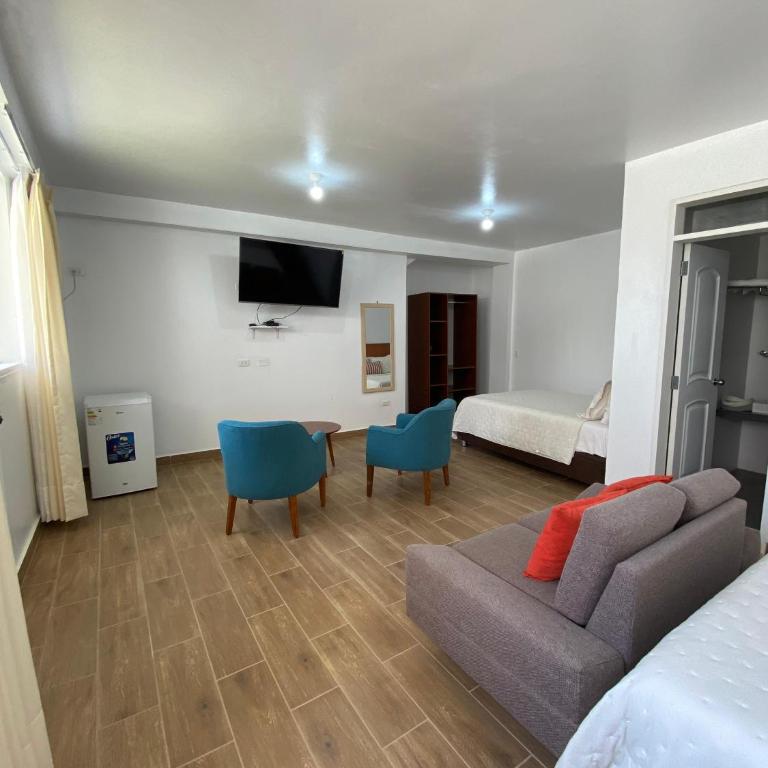 Prim Hotel Vichayito - Superior Family Room - 5