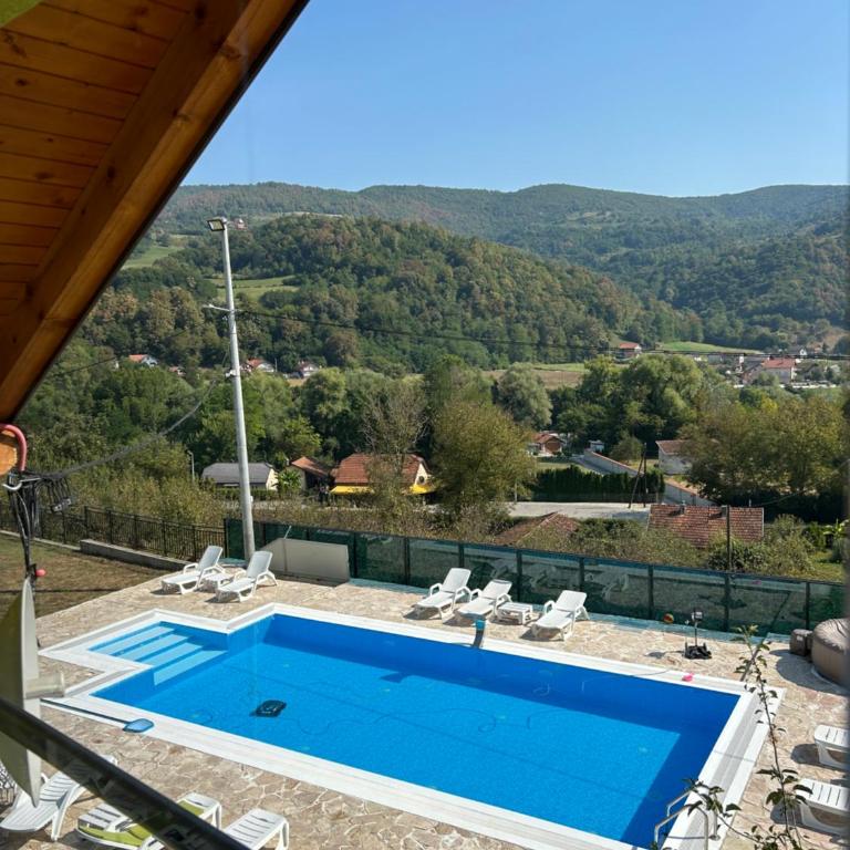 Villa Paradise Banjaluka - Kuća sa 2 Spavaće Sobe - 7