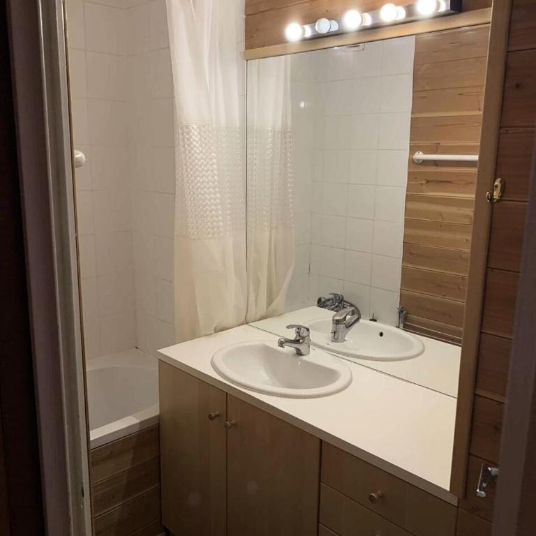 Résidence Outagno - Super appartement 5 couchages point show sur les pistes plein sud Outagno MAE-9731 - Apartamento - 8