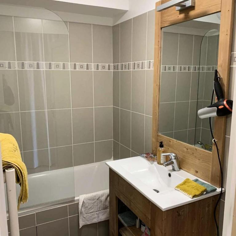Chalet Des Rennes - Super appartement Prestige dans une résidence avec piscine au pied des pistes - Appartement - 17