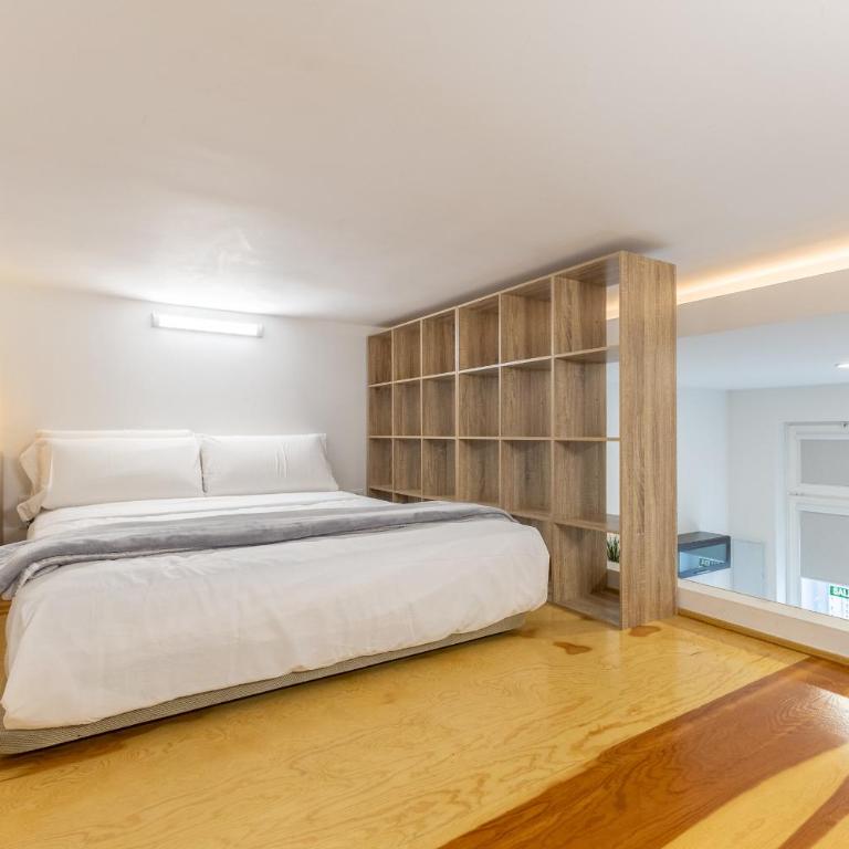 Galileo Apartment - One-Bedroom Apartment - 19