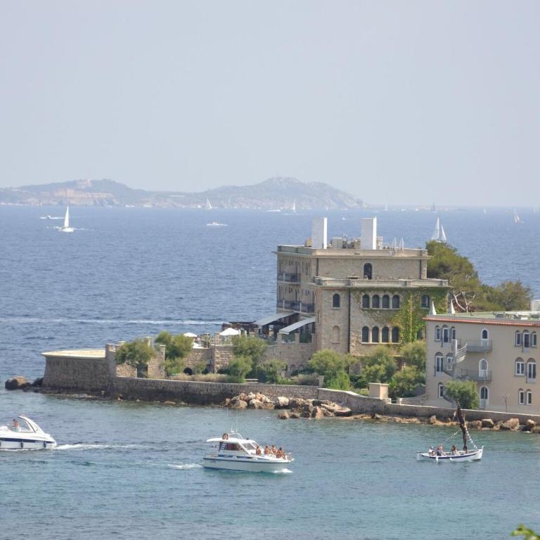 Mon cocon au cœur du village et des plages - One-Bedroom Apartment - 45