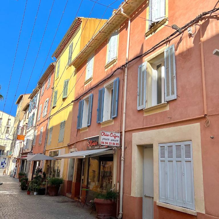 Mon cocon au cœur du village et des plages - One-Bedroom Apartment - 34