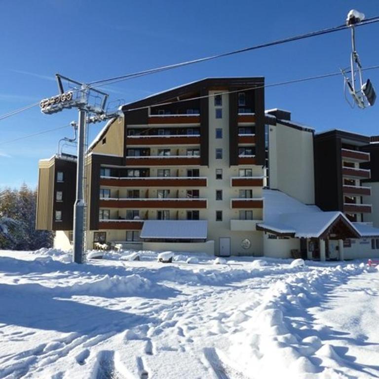 Studio cabine confortable, 30m², 5 pers, piscine, balcon, proche pistes, commerces - Alpe d'Huez - FR-1-405-361 - Appartement - 2