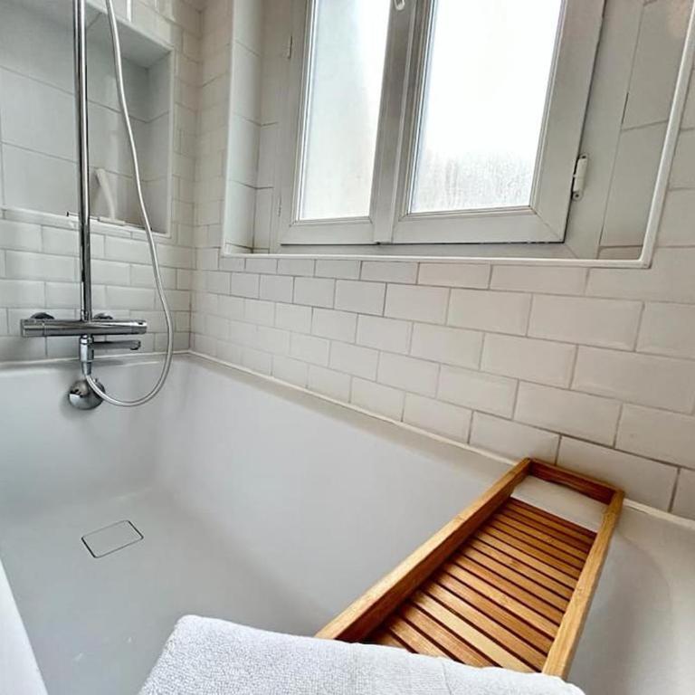 Clou dans le fer hyper centre immeuble luxueux - Appartement 2 Chambres - 4