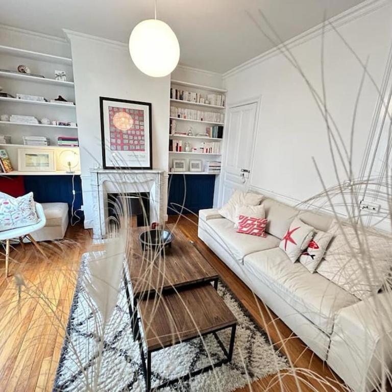 Clou dans le fer hyper centre immeuble luxueux - Appartement 2 Chambres - 23
