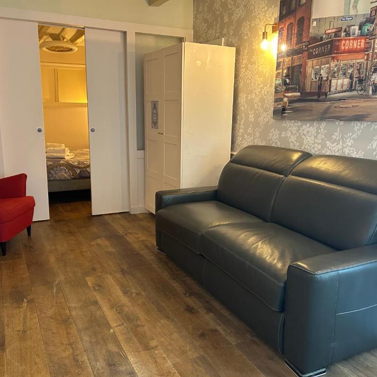 Ancien Atelier Parisien Grand 2 pièces - One-Bedroom Apartment - 4