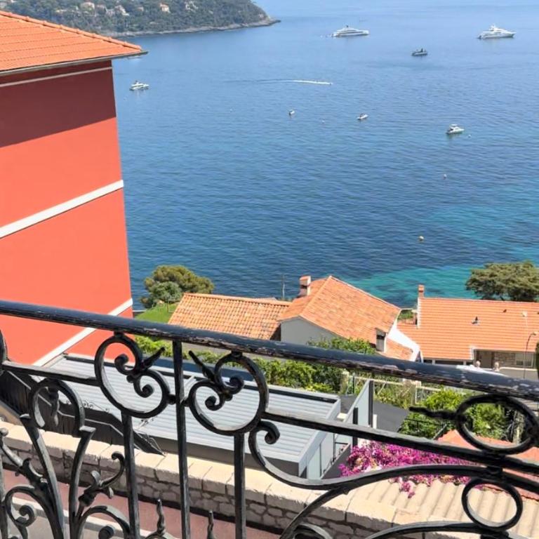 Appartements de Luxe Bord de Mer avec vue mer, terrasse et parking - Appartement 2 Chambres - 41