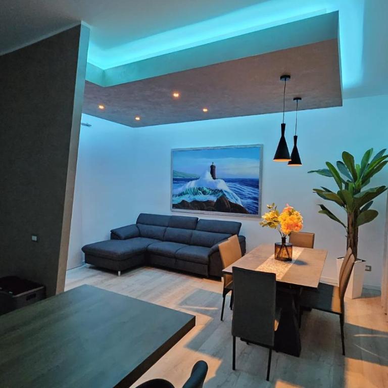 Vanity House - Appartamento con 2 Camere da Letto - 2