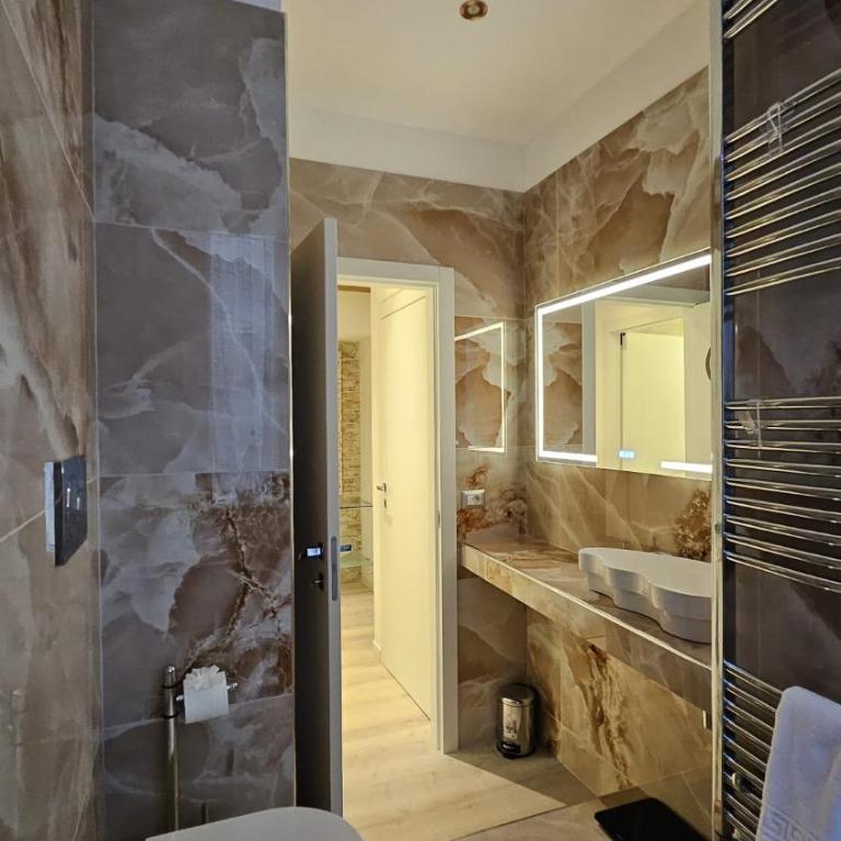 Vanity House - Appartamento con 2 Camere da Letto - 23