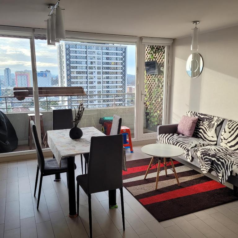 Hermoso Departamento Céntrico con Estacionamiento - Apartamento de 2 dormitorios - 12