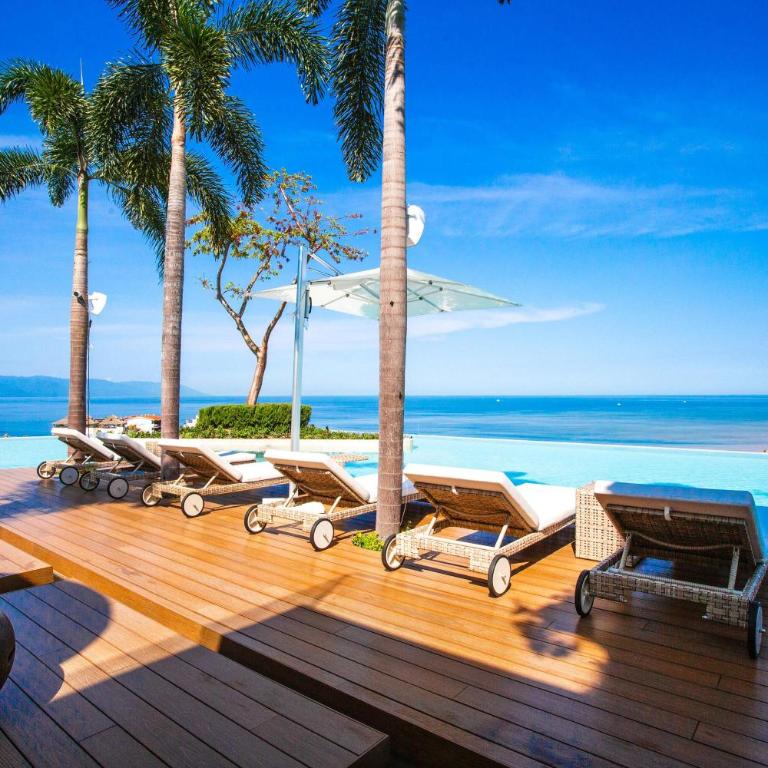 Luxury 1BR + Flex + Heated Rooftop Pool in Soho PV - Vacation Home - 41