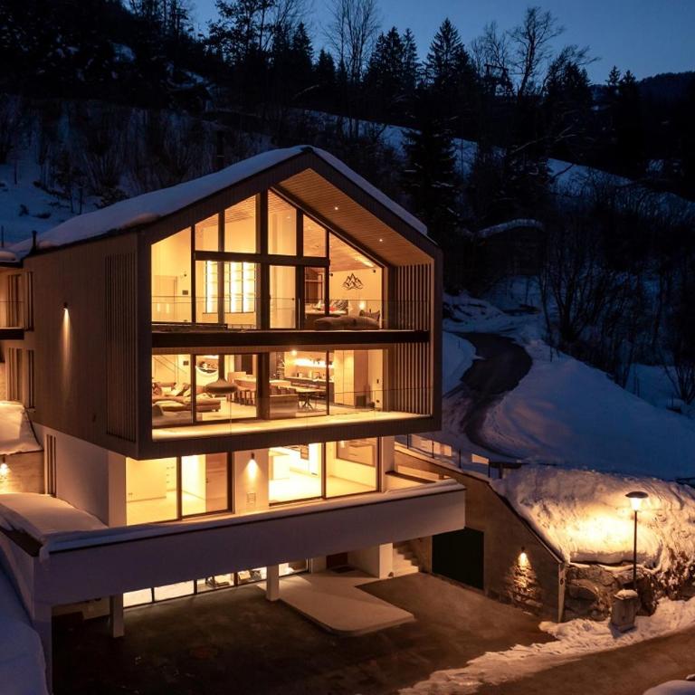 Bear & Bison Lake View - Penthouse-Apartment - 2
