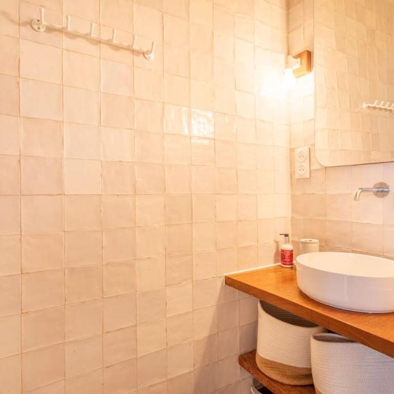 Halte Poétique au Panier 2 chambres Balcon & Clim - Appartement 2 Chambres - 3
