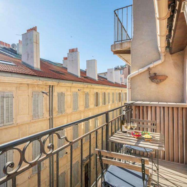 Halte Poétique au Panier 2 chambres Balcon & Clim - Appartement 2 Chambres - 7