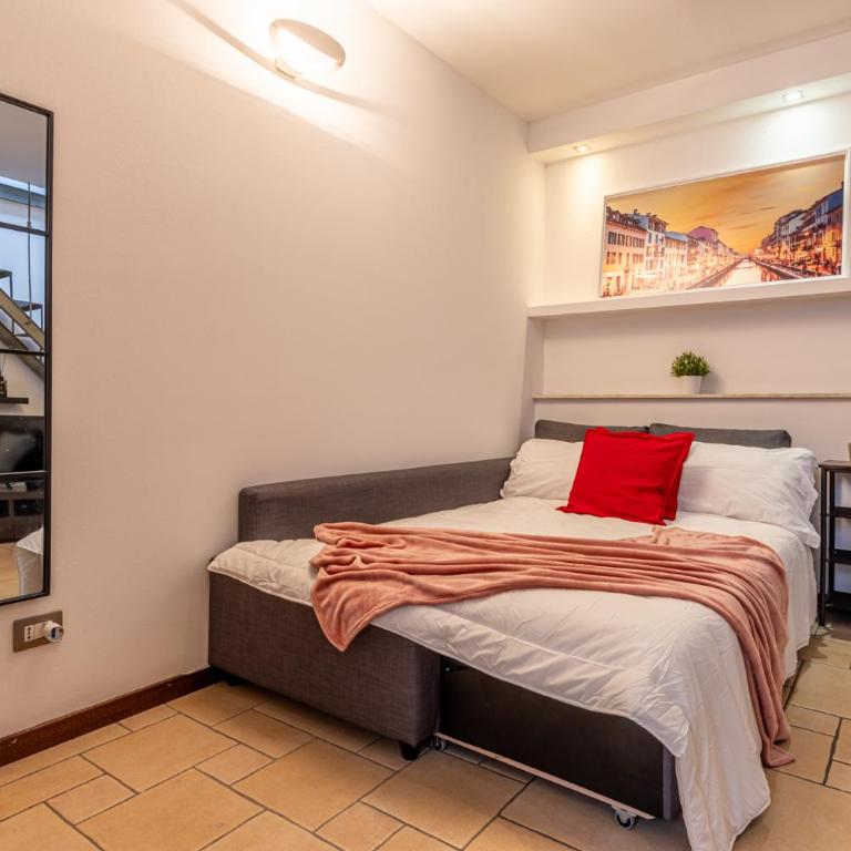Romantic Suite Navigli - 15min Duomo - FREE parking - Appartamento con 1 Camera da Letto - 23