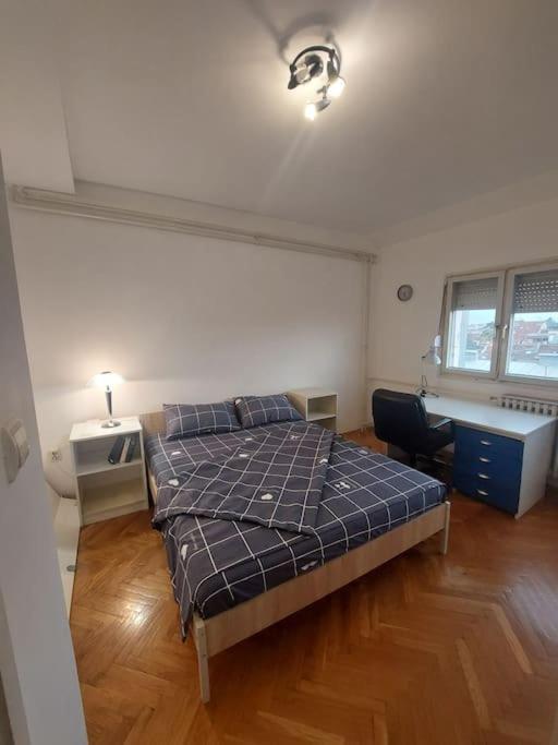 Quiet and comfortable apartment city centre area - Apartman sa 1 Spavaćom Sobom - 12