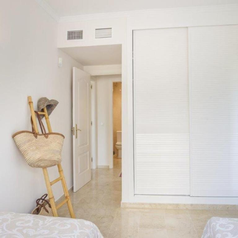 El Manantial, Elviria, Marbella, Costa del Sol - Apartamento de 2 dormitorios - 35