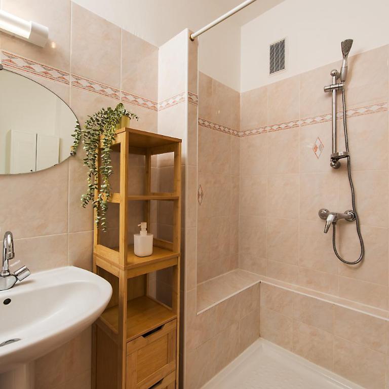 Colonel hébert deux pièces climatisé - Apartment mit 1 Schlafzimmer - 11