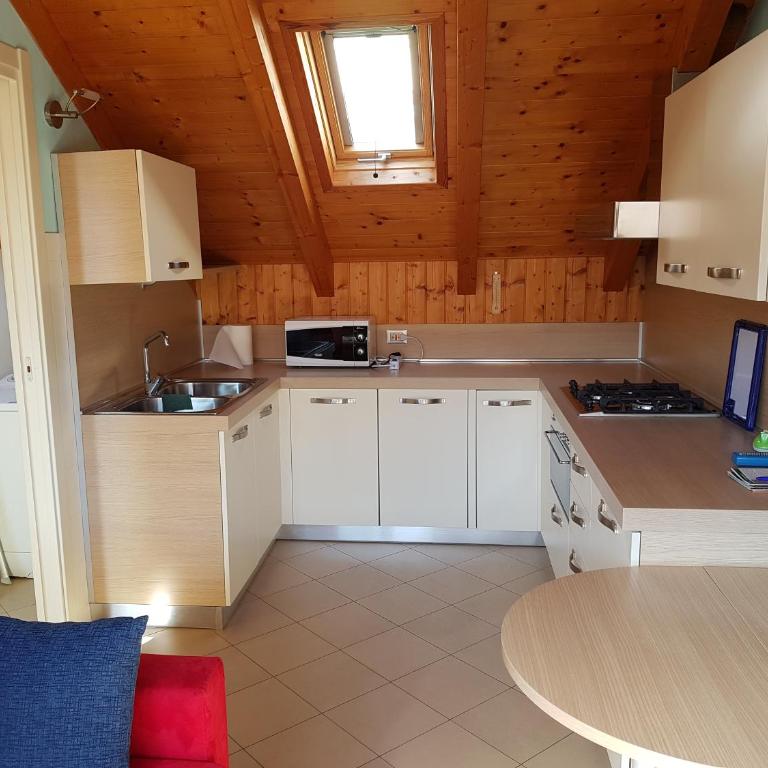 Appartamento centro storico loano con ascensore posto auto wifi - Apartamento de 1 dormitorio - 3