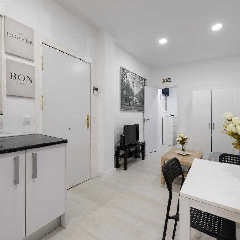 Piso nuevo lavapies, wifi, smart tv - Apartamento de 1 dormitorio - 27