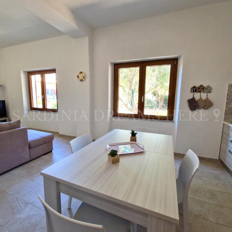 Residenza Palm Tree 800 m from Rena Bianca beach with private parking - Three-Bedroom Apartment - 28