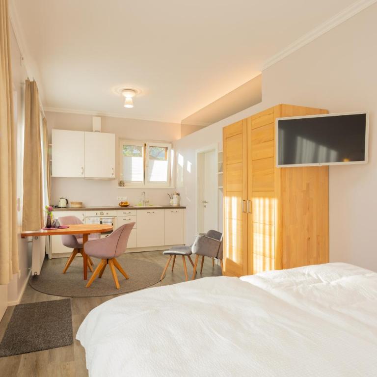 Haus Christina - Romantik Suite - Appartement 1 Chambre - 2