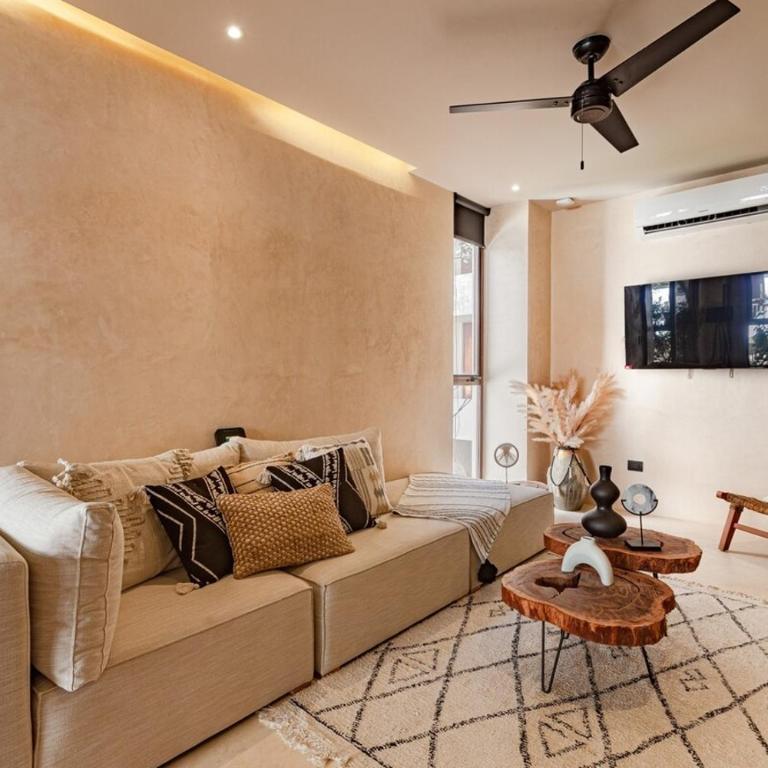 Encanto Luxe Jungle Apt 10min BeachHot TubKing - Apartamento con terraza - 8