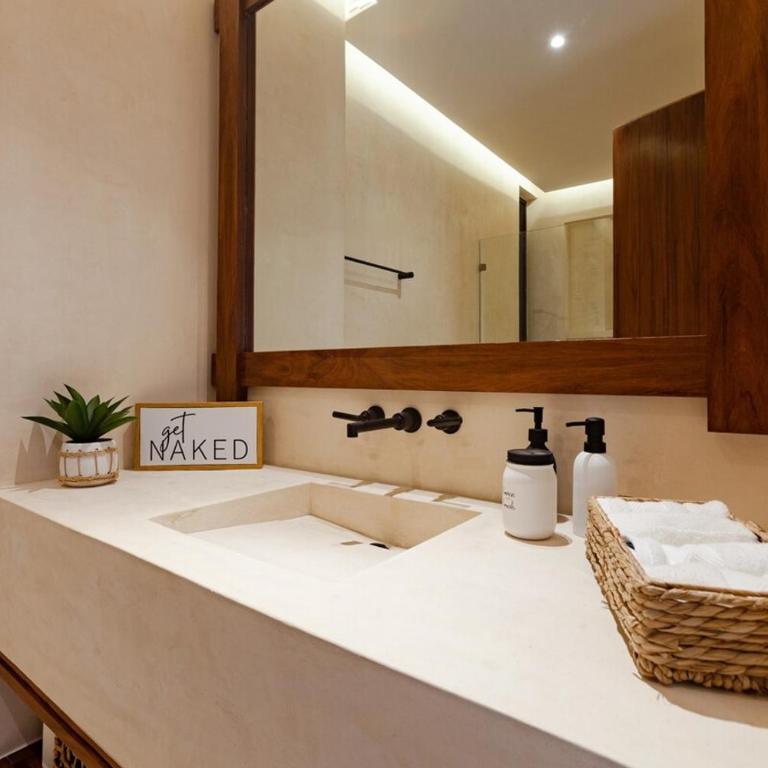 Encanto Luxe Jungle Apt 10min BeachHot TubKing - Apartamento con terraza - 15
