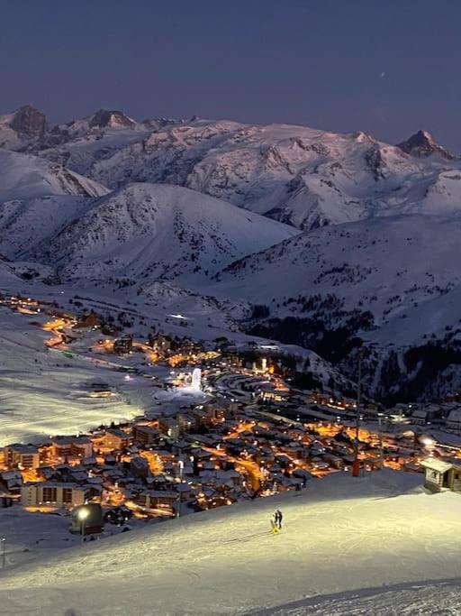 Appartement Immeuble Concorde RIF NEL - Face aux pistes - Central - Appartement avec Vue sur la Montagne - 26