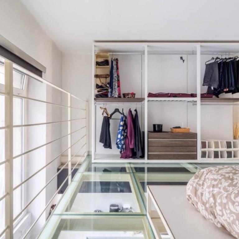 Glass Loft - One-Bedroom House - 15