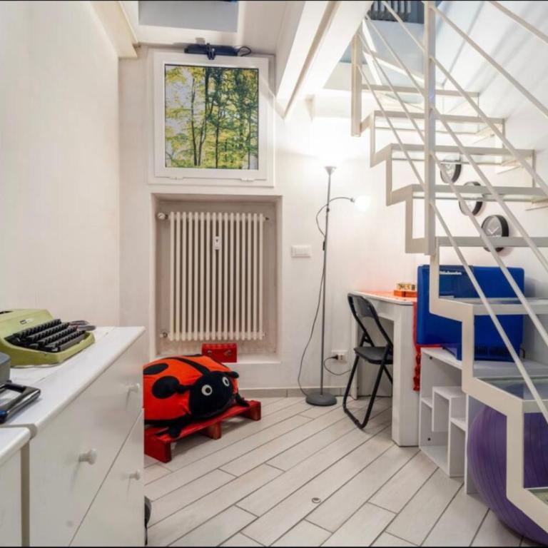 Glass Loft - One-Bedroom House - 17