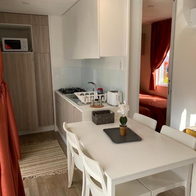 Hotel Villa Delle Palme - Deluxe Bungalow - 7