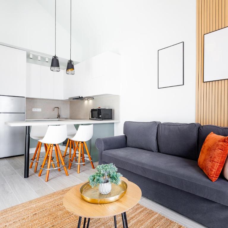 Spacious apartment with ocean view - One-Bedroom Apartment - 7